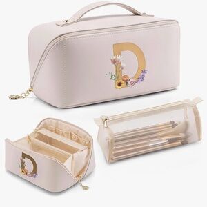 Vlando Women’s Initialed “D” Floral Cosmetic Bag Set - Cream / Brand NWT